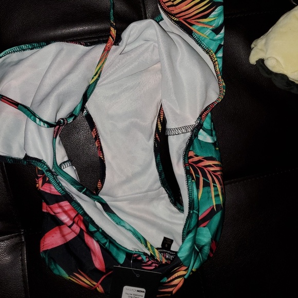 NWT Tropical Fasion Nova One Piece Swimsuit - Picture 5 of 7